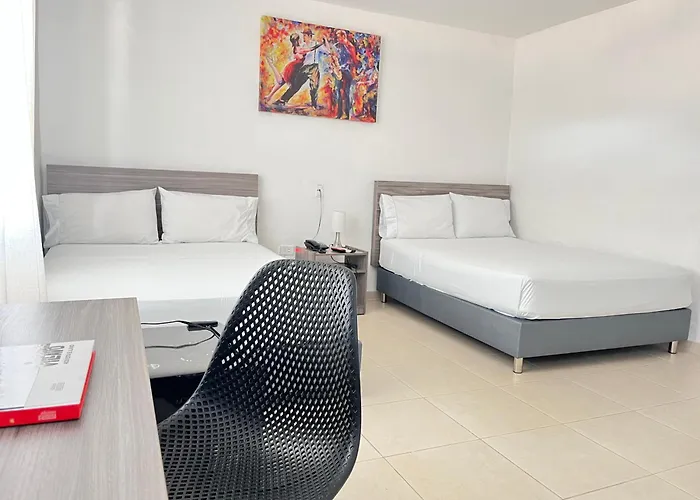 Hotel Vanguardia Natural