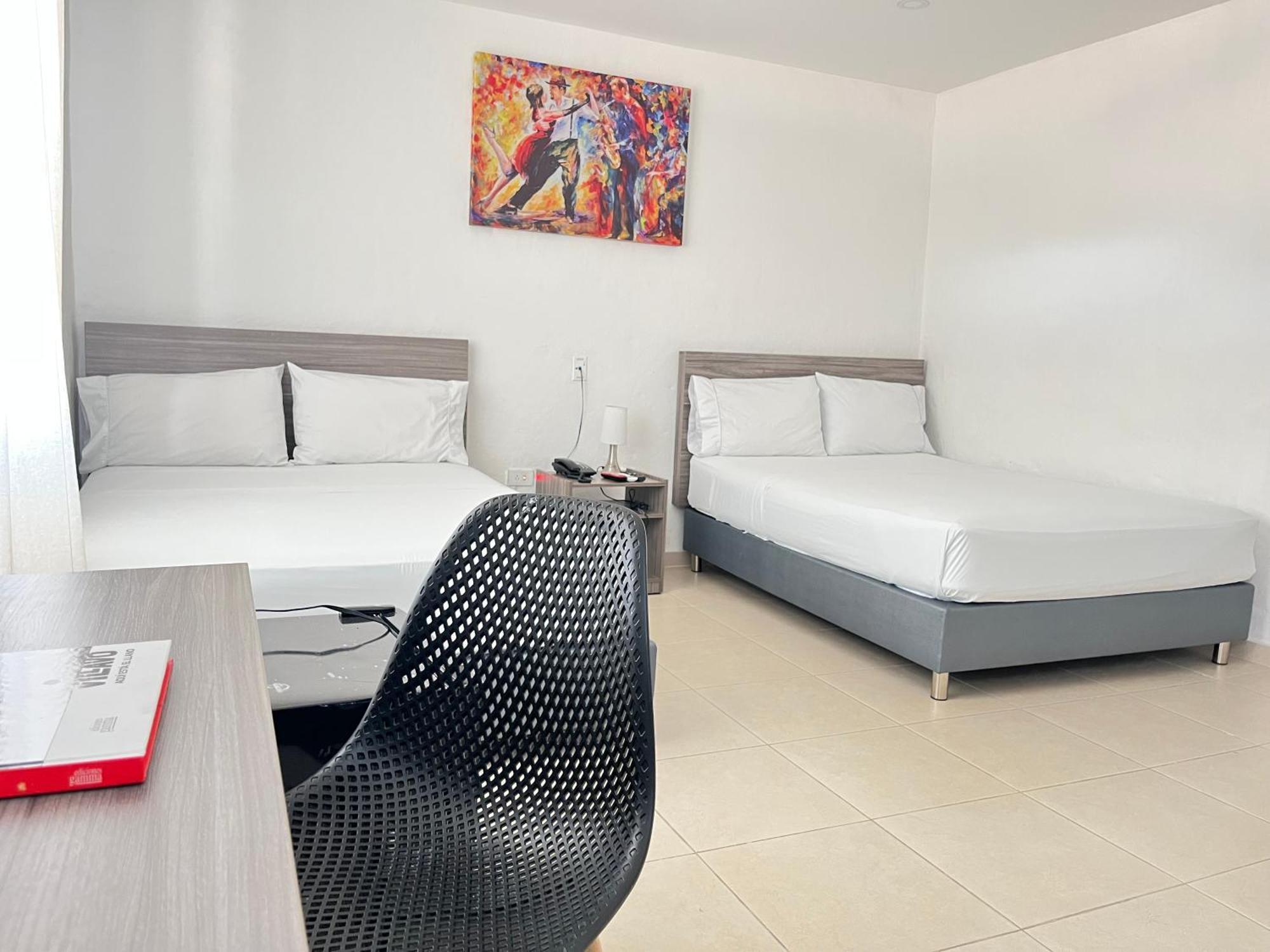 Vanguardia Natural Hotel *